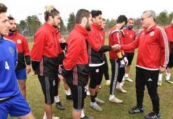 Batman Valisi, futbolcularla birlikte antrenman yapıp galibiyet istedi