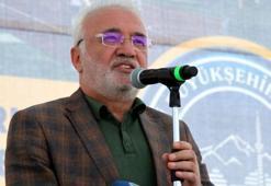 Ak Parti'li Elitaş: CHP kapısına 'kiralık vekil' yazısı astı