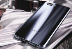 Honor 10 Türkiye’ye geliyor