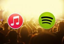 Apple Music bu kez Spotify'ı ezdi geçti!