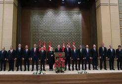 Cumhurbaşkanı Erdoğan yeni kabineyi açıkladı