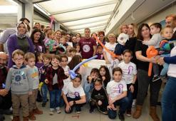 Prematüre bebekler ve süt kardeşleri buluştu