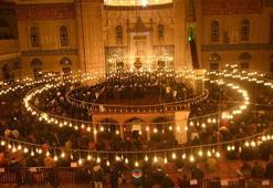 Selimiye Camii, kandilde doldu