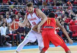 FIBA'dan Semih ve Ankaralı basketbolseverlere övgü