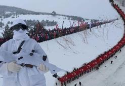 Sarıkamış şehitleri için 7'den 70'e binlerce kişi karda yürüdü