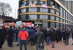 Orada toplandılar: Bu davanın dosyası kamyonlarla taşınacak halde