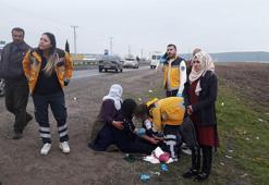 Yolcu minibüsü biçerdövere çarptı: 21 yaralı