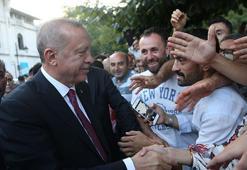 Cumhurbaşkanı Erdoğan, vatandaşlarla bir araya geldi