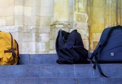 Yanlış çanta seçimi skolyoza yol açabilir