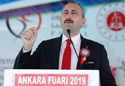 Bakan Gül: Türk yargısı, FETÖ ile mücadelesini kararlılıkla sürdürüyor