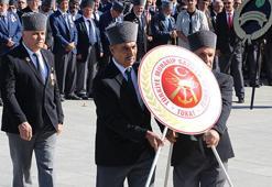 Gaziler Günü, düzenlenen törenlerle kutlanıyor