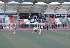 Bu maçı sadece evliler, kadın ve çocuklar izleyebildi