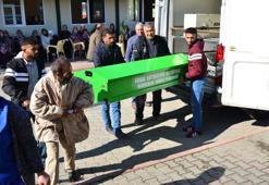 Kazada ölen küçük Erol'un cenazesinde aile dramı ortaya çıktı