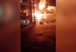 Suriye’de petrol rafinerisi ve gaz istasyonlarına 3’lü saldırı