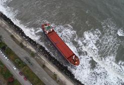 Karaya oturan gemi kurtarıldı