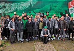 Bursaspor'u, basketbol takımı oyuncuları uğurladı