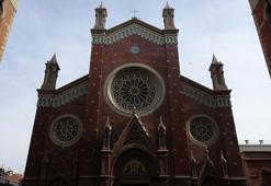 İstiklal'deki Sent Antuan Kilisesi'nde büyük kriz! Satışa çıkardılar