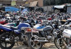 8 milyon liralık servet yediemin otoparkında çürüyor