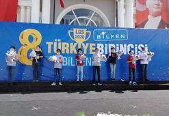 LGS birincileri ailelerini gururlandırdı