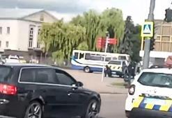 Ukrayna’da rehine krizi: Yolcu otobüsünde 20 kişiyi rehin aldı