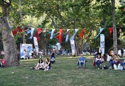 Beşiktaş’ın parklarında sahne sanatları zamanı