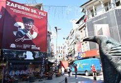 Beşiktaş sokakları 30 Ağustos Zafer Bayramı kutlamalarına hazır