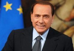 Eski İtalya Başbakanı Berlusconi’nin koronavirüs testi yine pozitif çıktı