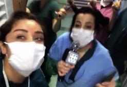 Samsun'da sağlıkçılar, şarkı söyleyip moral buldu