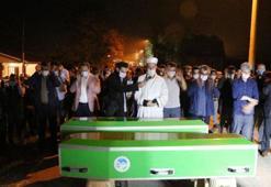 Evde çakmakla oynayan 2 kardeş, yangında öldü