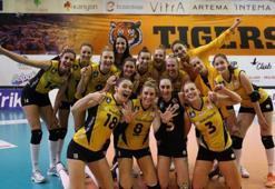 Eczacıbaşı VitrA - VakıfBank: 2-3