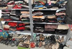 Depremzedeler eşyalarını aradı