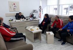 Güreş Federasyonu Başkanı Musa Aydın'dan millilere ziyaret