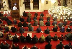 Anadolu'nun en eski camisi Habib-i Neccar'da Berat Kandili kutlandı