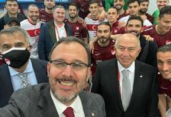 Bakan Kasapoğlu: Millilerimiz bize büyük bir gurur yaşattı