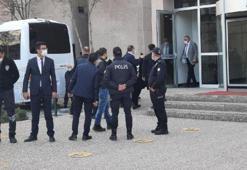 'Bildiri' soruşturmasında 14 emekli amiral adliyede