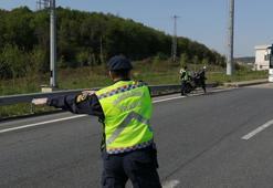 İstanbul'da jandarma ekiplerinden yolcu otobüslerine denetim