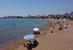 Mersin'de plajlar ve sahiller doldu