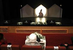 Emine Erdoğan 'Buğday Tanesi' tiyatro gösterisini izledi