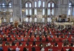 Cuma hutbesinde 'afetlere karşı sorumluluk' vurgusu