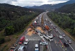 TEM'de 3 TIR ile 1 kamyonun karıştığı kazada 1 kişi öldü, 2 kişi yaralandı