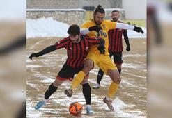 Turgutluspor buzdan puan çıkardı