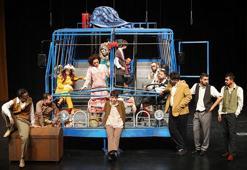 'Mavi Kuş' Başakşehir’de seyirciyle buluştu