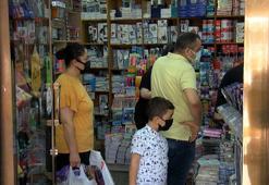 Eminönü'nde okul alışverişi heyecanı