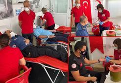 Telsiz anonsunu duyan polislerden kan bağışı