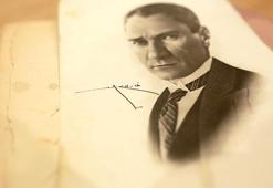 95 yıllık Nutuk ve savaş haritaları Kepez'de sergilendi