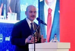 Bakan Soylu: Göç meselesini Angelina Jolie fotoğrafı ile çözmeye çalıştılar