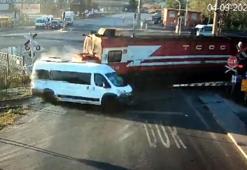 Trenin çarptığı minibüste 7 kişinin ölümünde şoför asli kusurlu