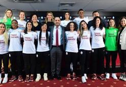Galatasaray Hepsiburada Kadın Futbol Takımı'nda yeni transferler imzayı attı