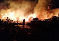 Bursa'da geri dönüşüm fabrikası alev alev yandı