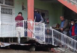 Yakınlarının ulaşamadığı çift, evlerinde ölü bulundu